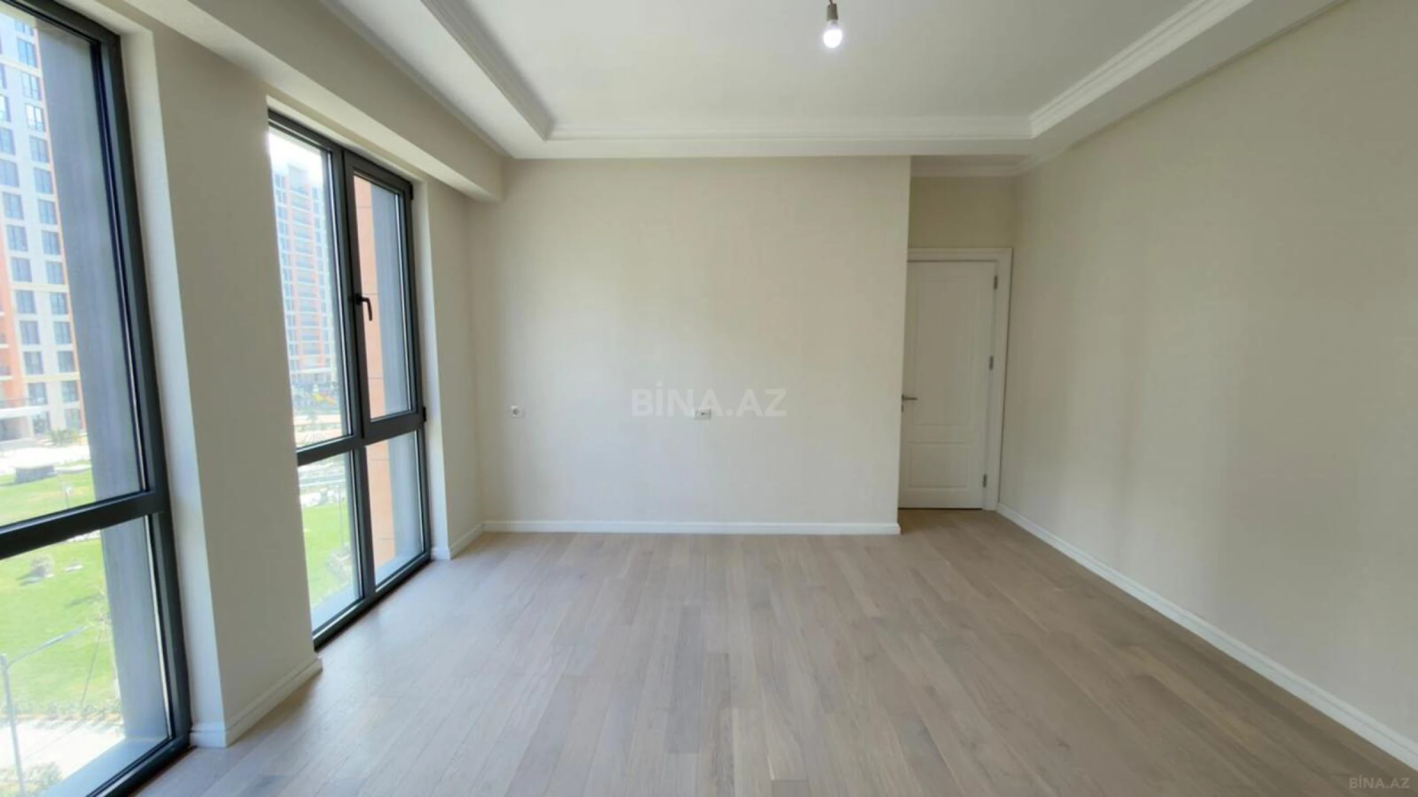 Satılır 3 otaqlı mənzil 83 m²