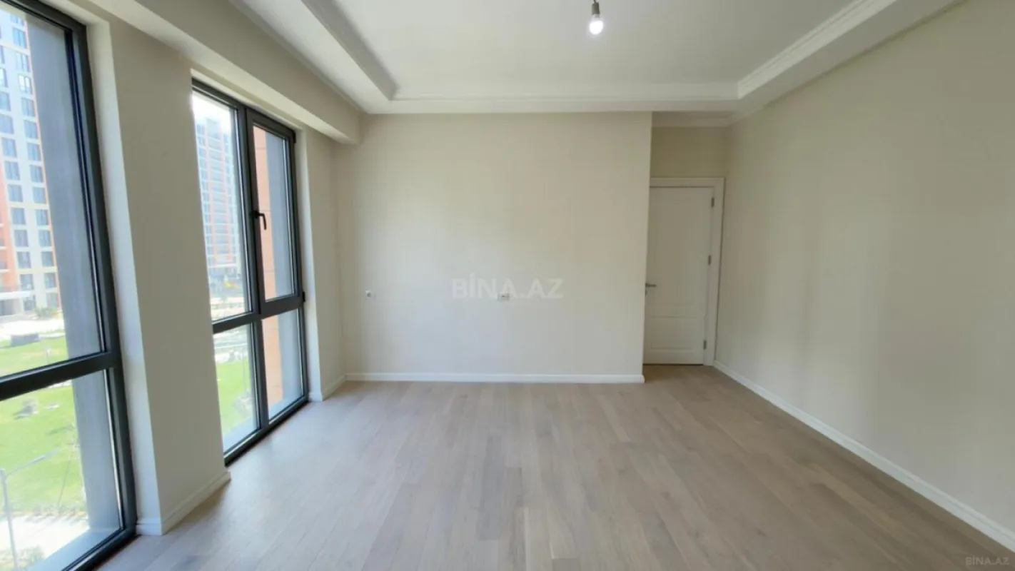 Satılır 3 otaqlı mənzil 83 m²