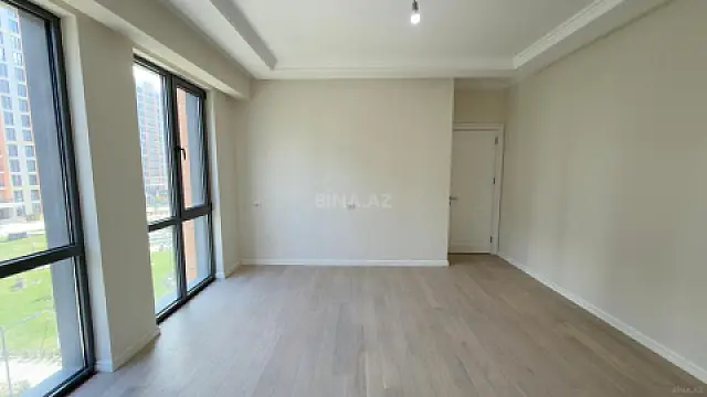 Satılır 3 otaqlı mənzil 83 m²