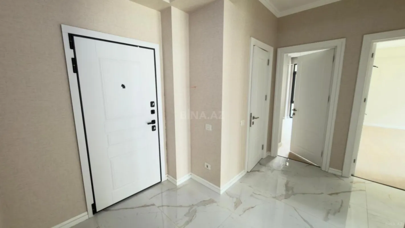 Satılır 3 otaqlı mənzil 83 m²
