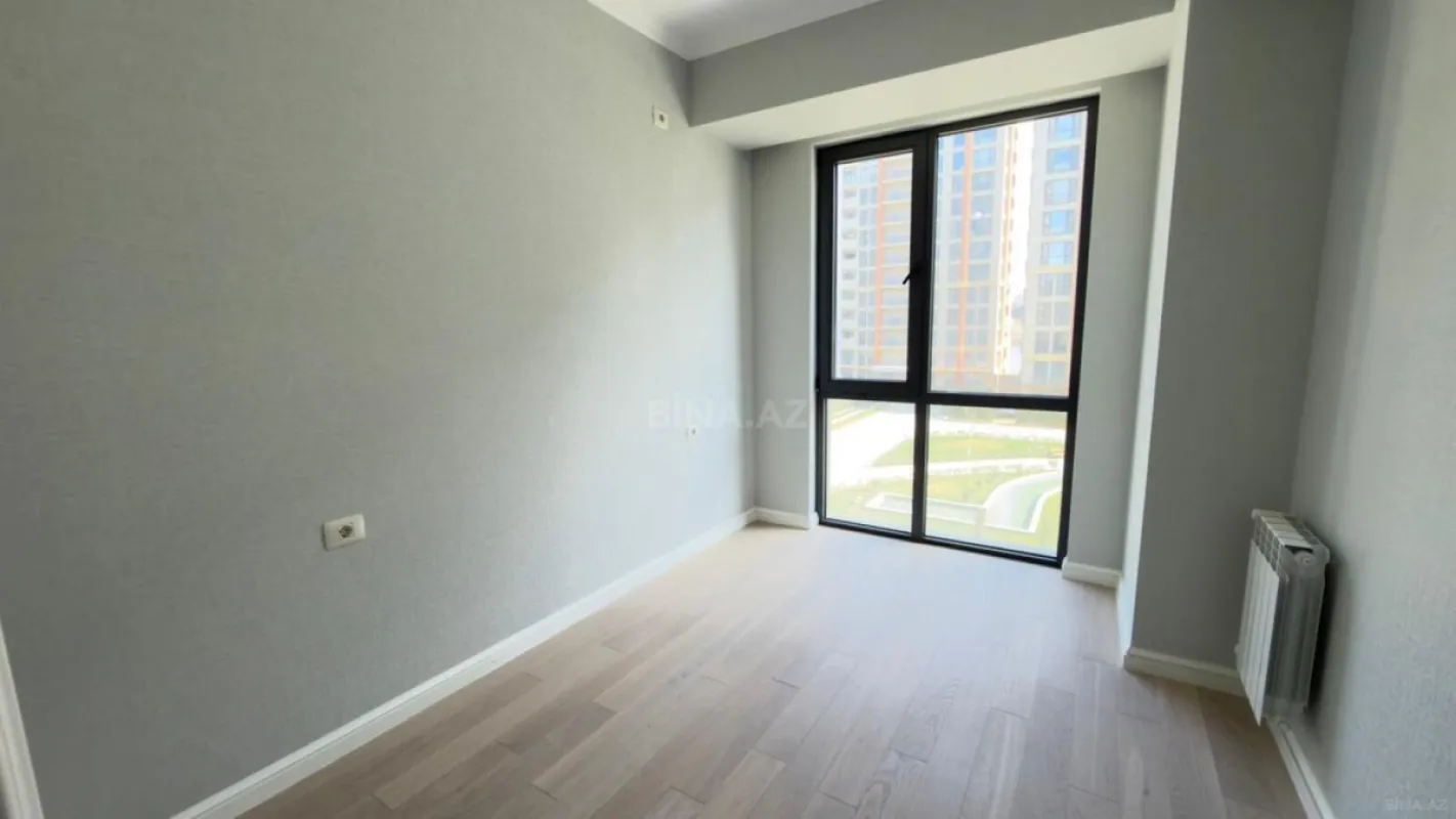 Satılır 3 otaqlı mənzil 83 m²