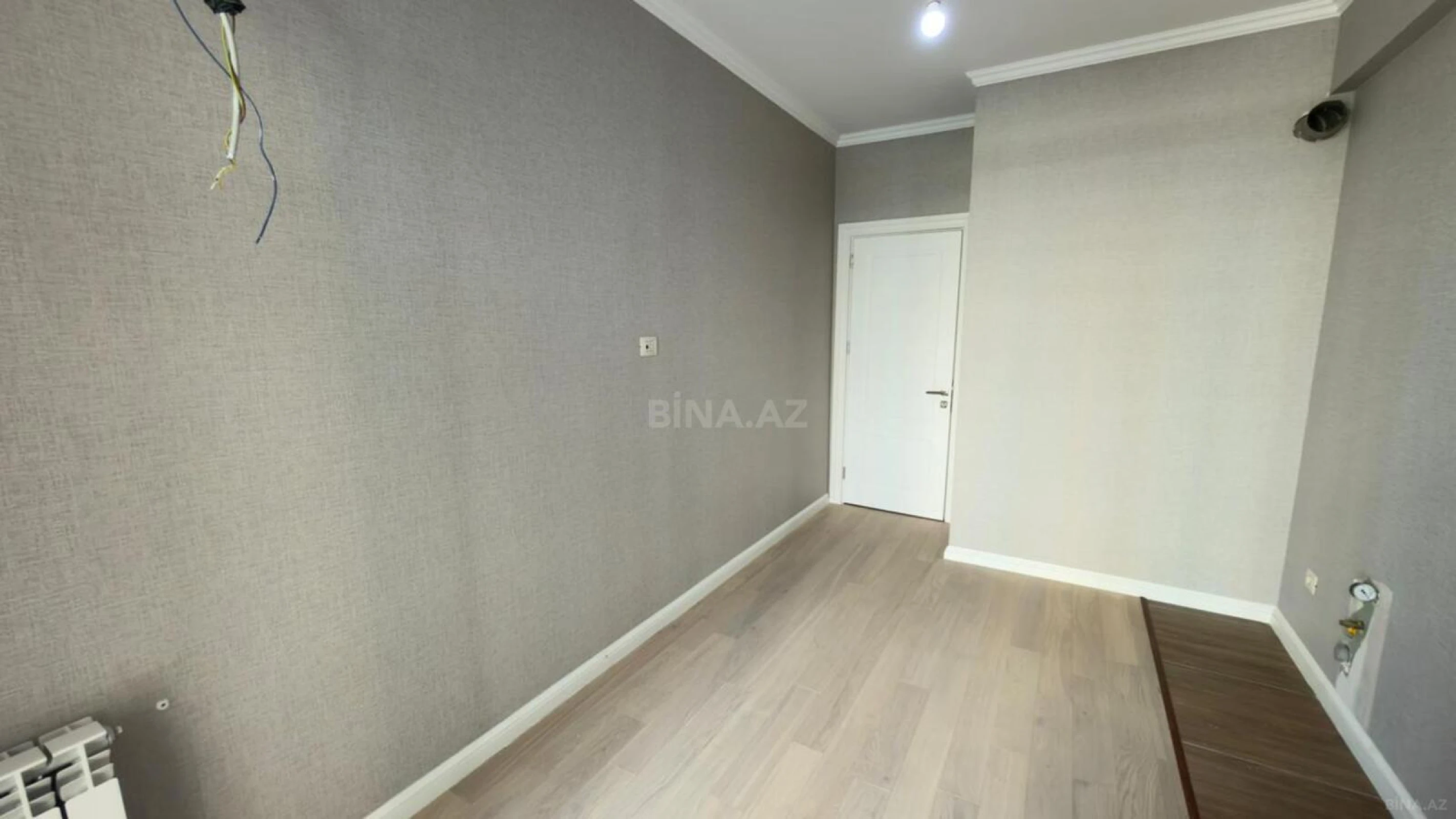 Satılır 3 otaqlı mənzil 83 m²