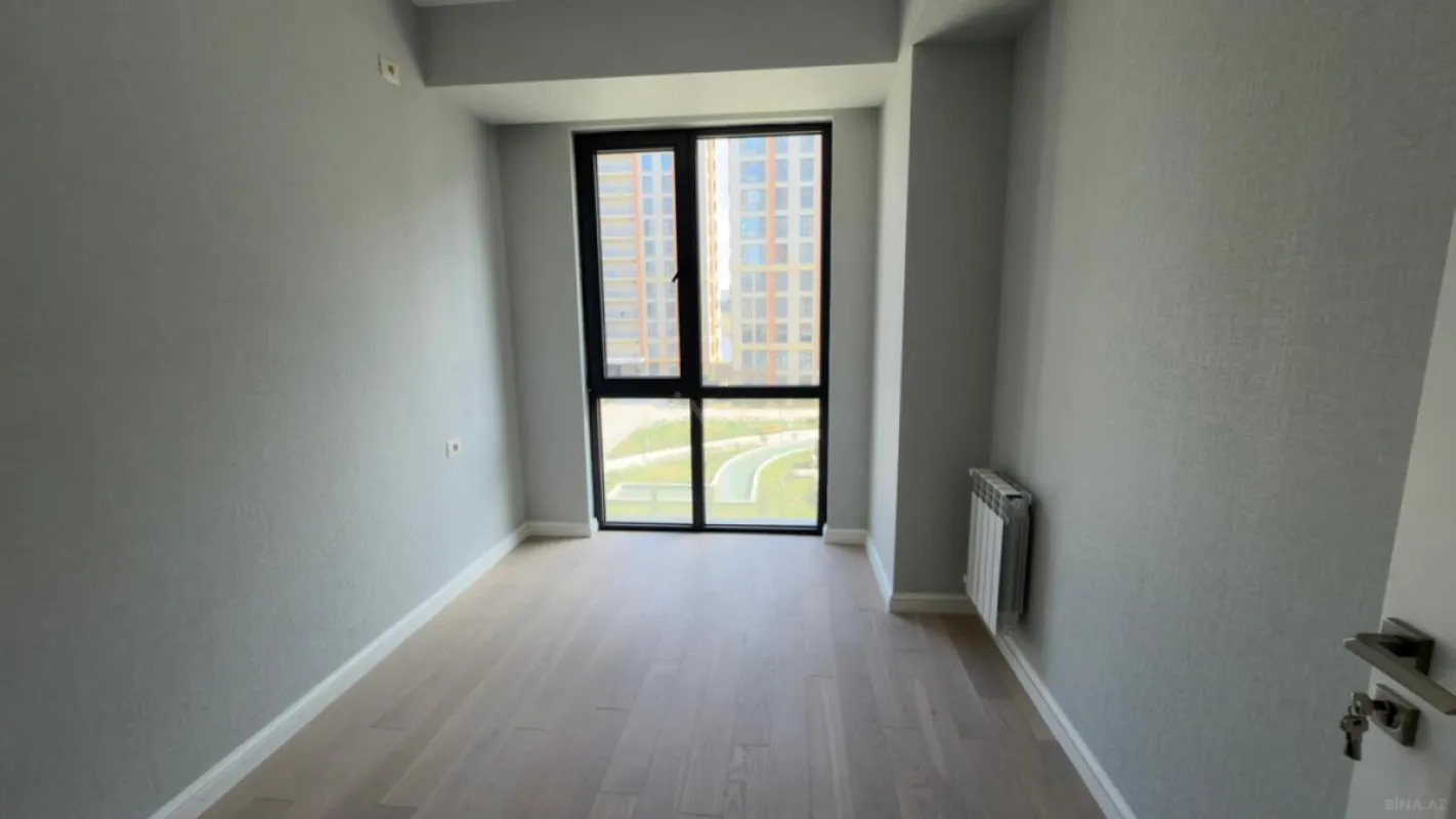 Satılır 3 otaqlı mənzil 83 m²