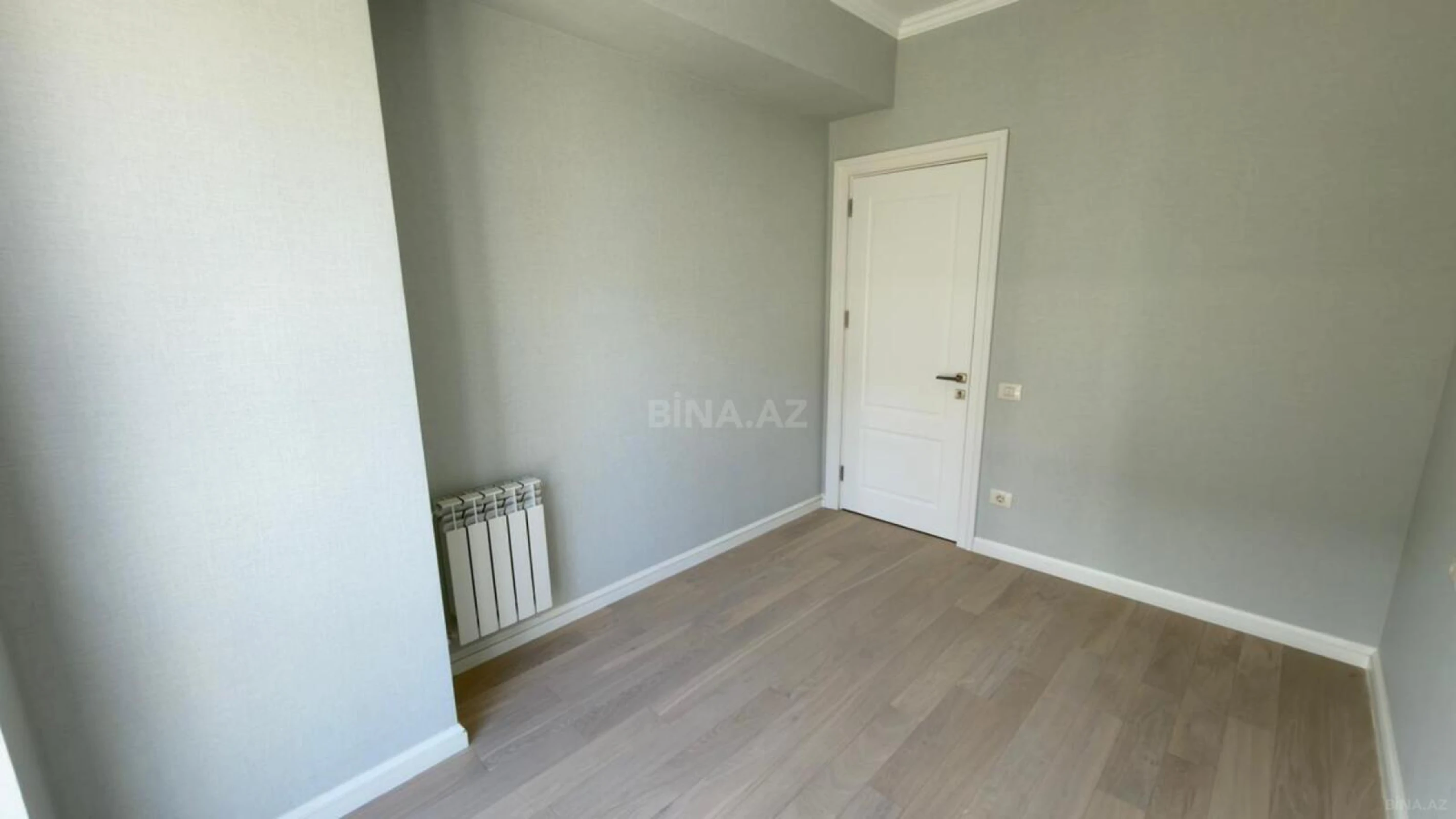 Satılır 3 otaqlı mənzil 83 m²