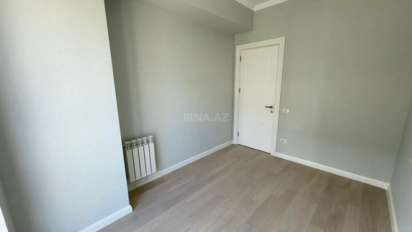 Satılır 3 otaqlı mənzil 83 m²