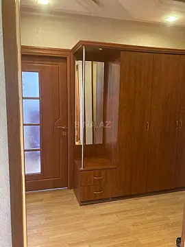 Satılır 3 otaqlı mənzil 105 m²
