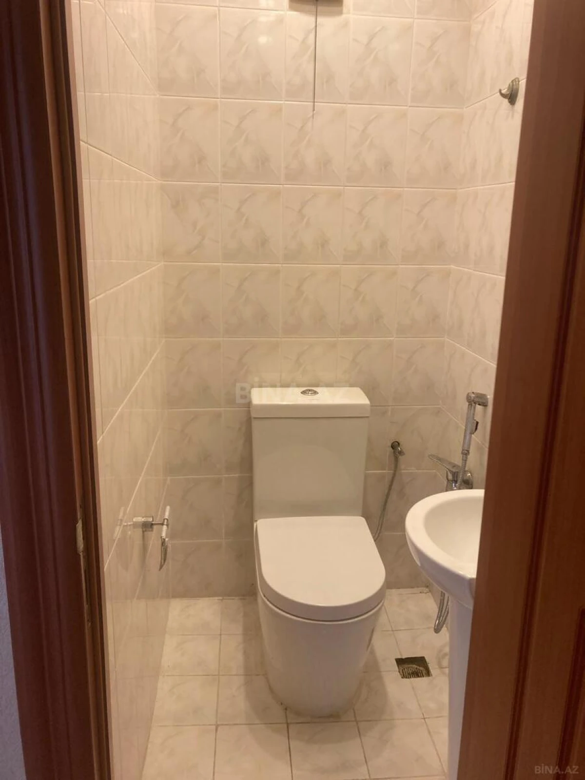 Satılır 3 otaqlı mənzil 105 m²