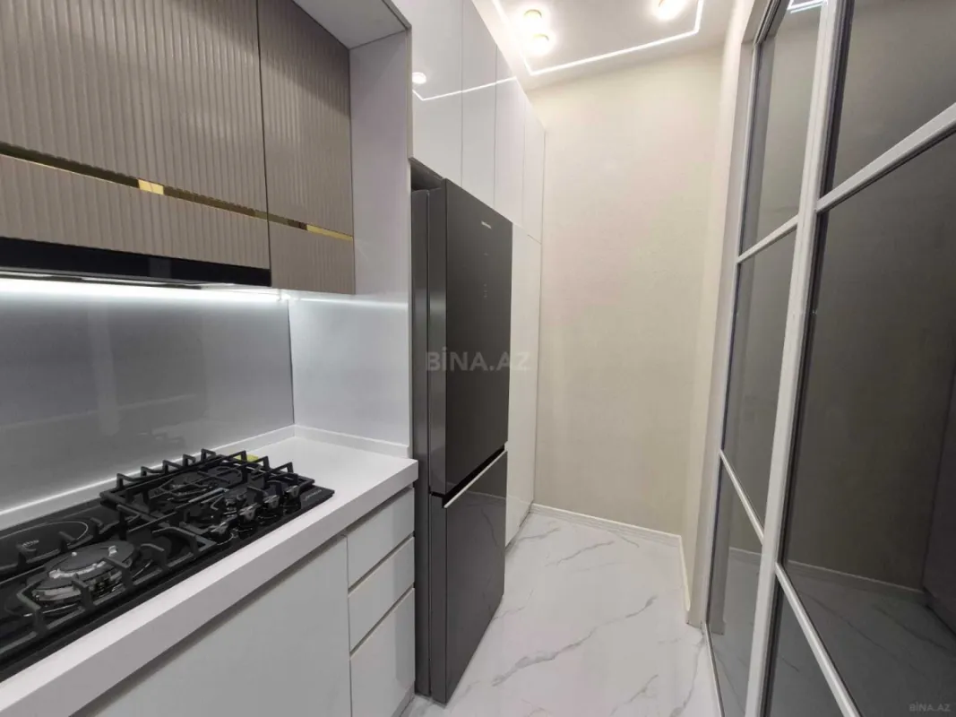 Satılır 2 otaqlı mənzil 68 m²