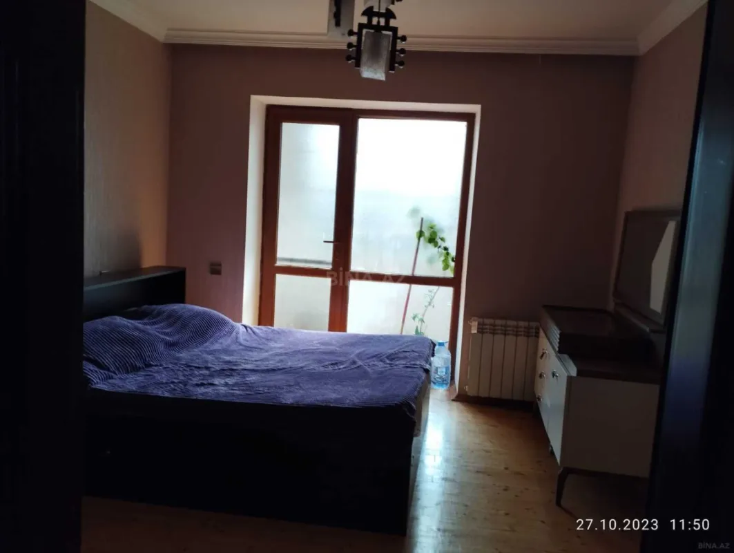 Kirayə verilir 2 otaqlı mənzil 60 m²
