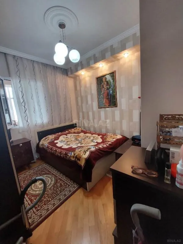 Kirayə verilir 2 otaqlı mənzil 70 m²