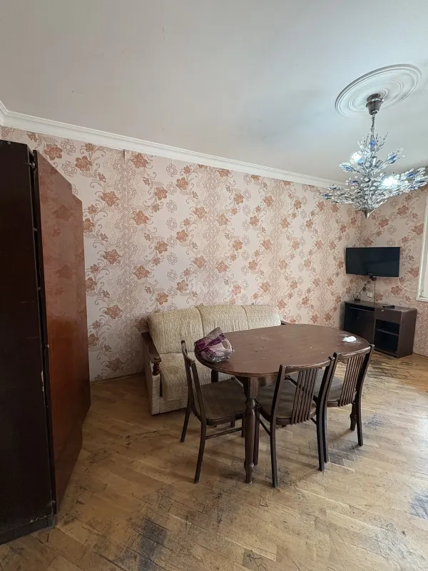 Kirayə verilir 2 otaqlı mənzil 35 m²