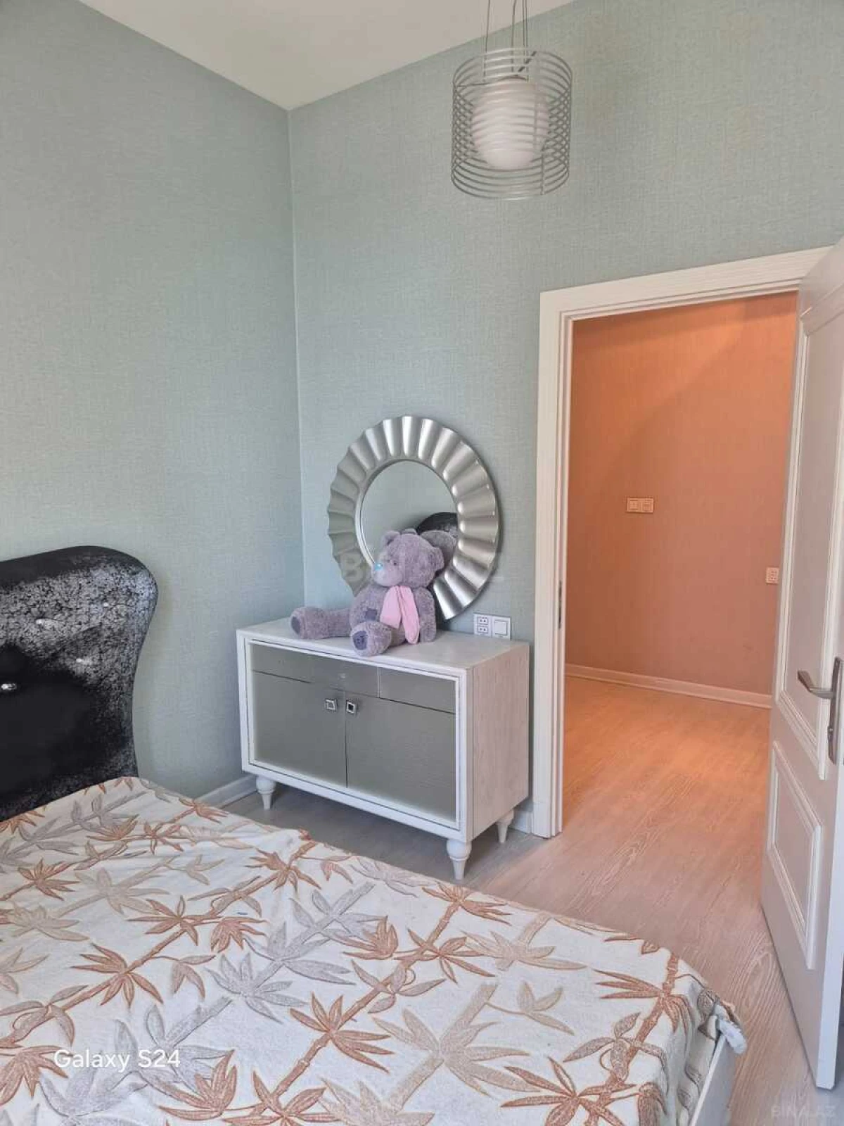 Satılır 3 otaqlı mənzil 76 m²