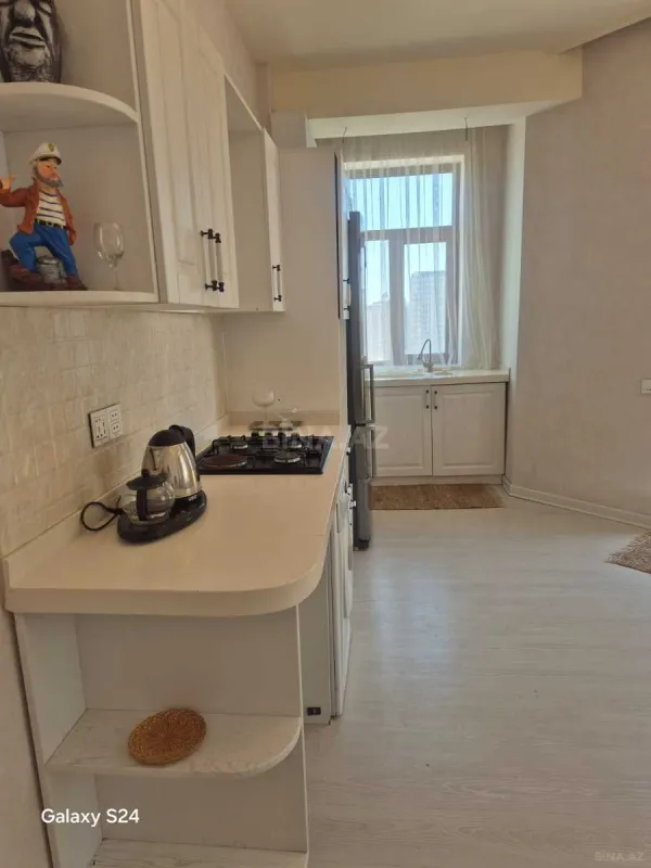 Satılır 3 otaqlı mənzil 76 m²