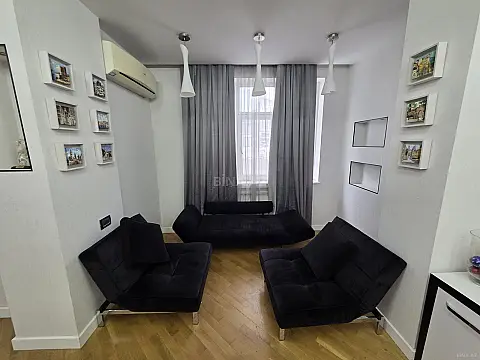 Kirayə verilir 3 otaqlı ofis 130 m²