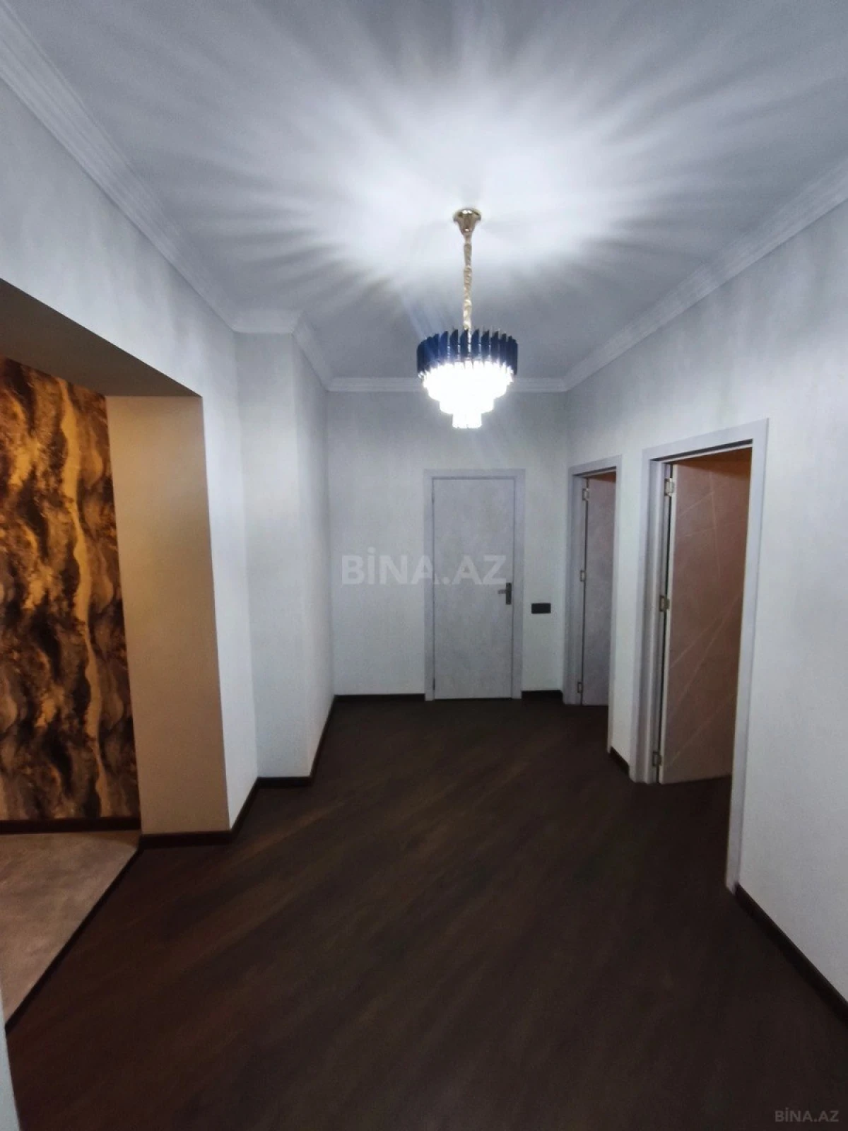 Kirayə verilir 3 otaqlı mənzil 110 m²
