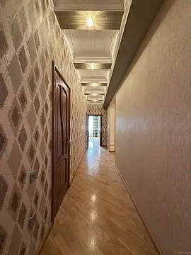 Satılır 3 otaqlı mənzil 134 m²