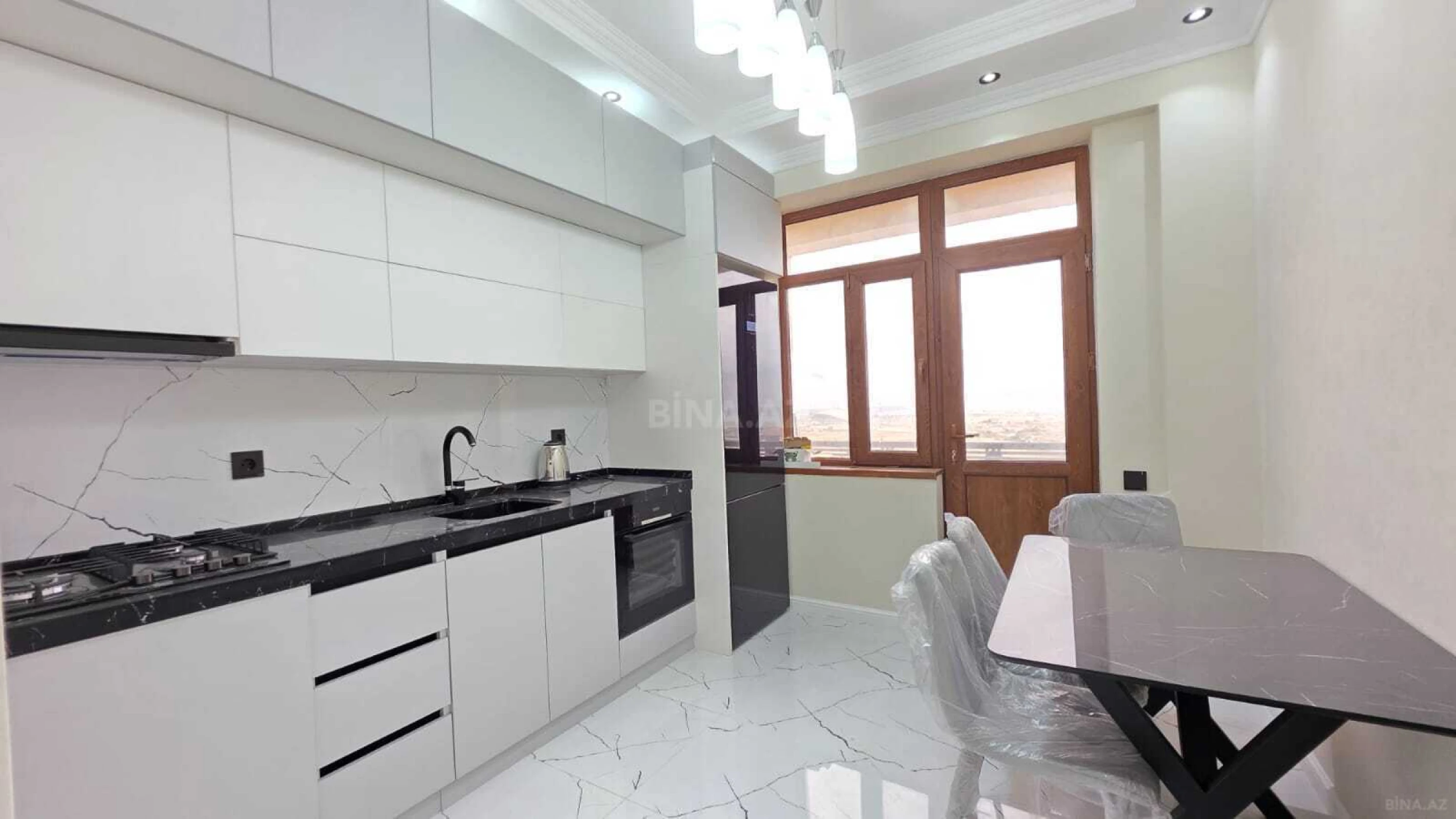 Satılır 3 otaqlı mənzil 100 m²