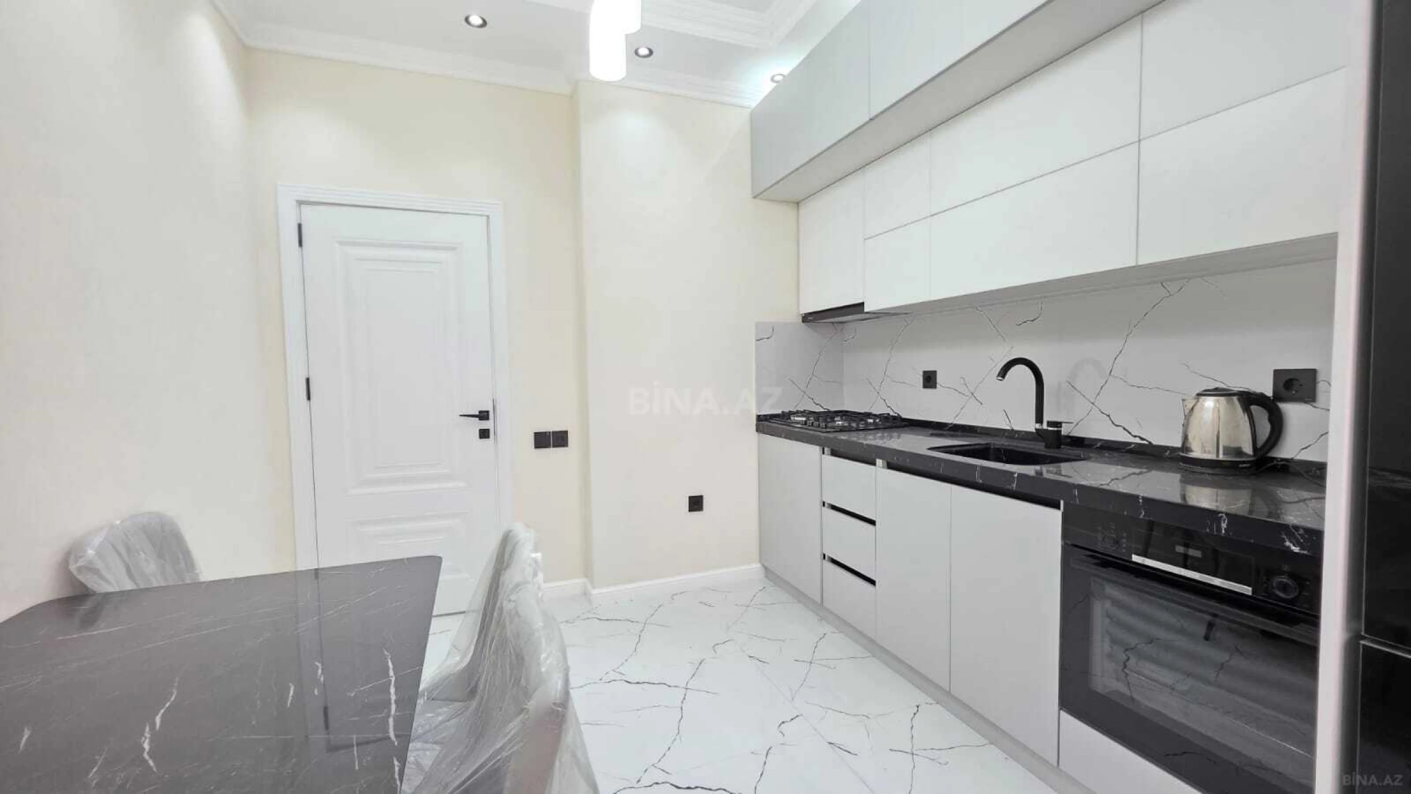 Satılır 3 otaqlı mənzil 100 m²