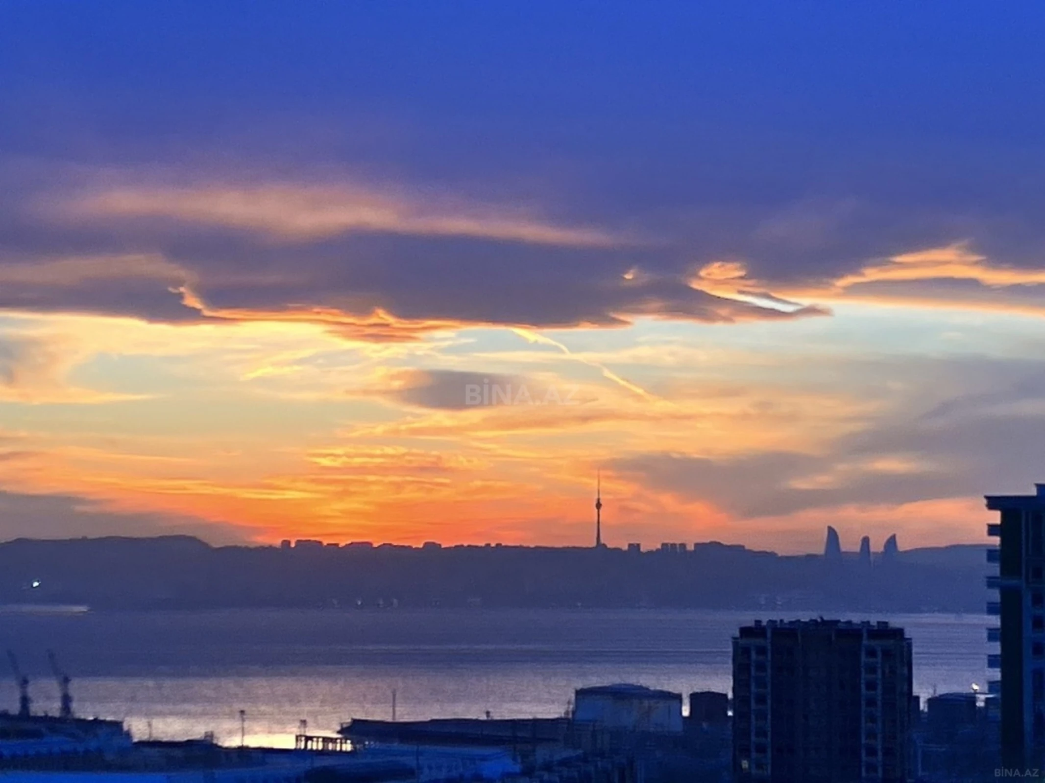 Satılır 2 otaqlı mənzil 51 m²