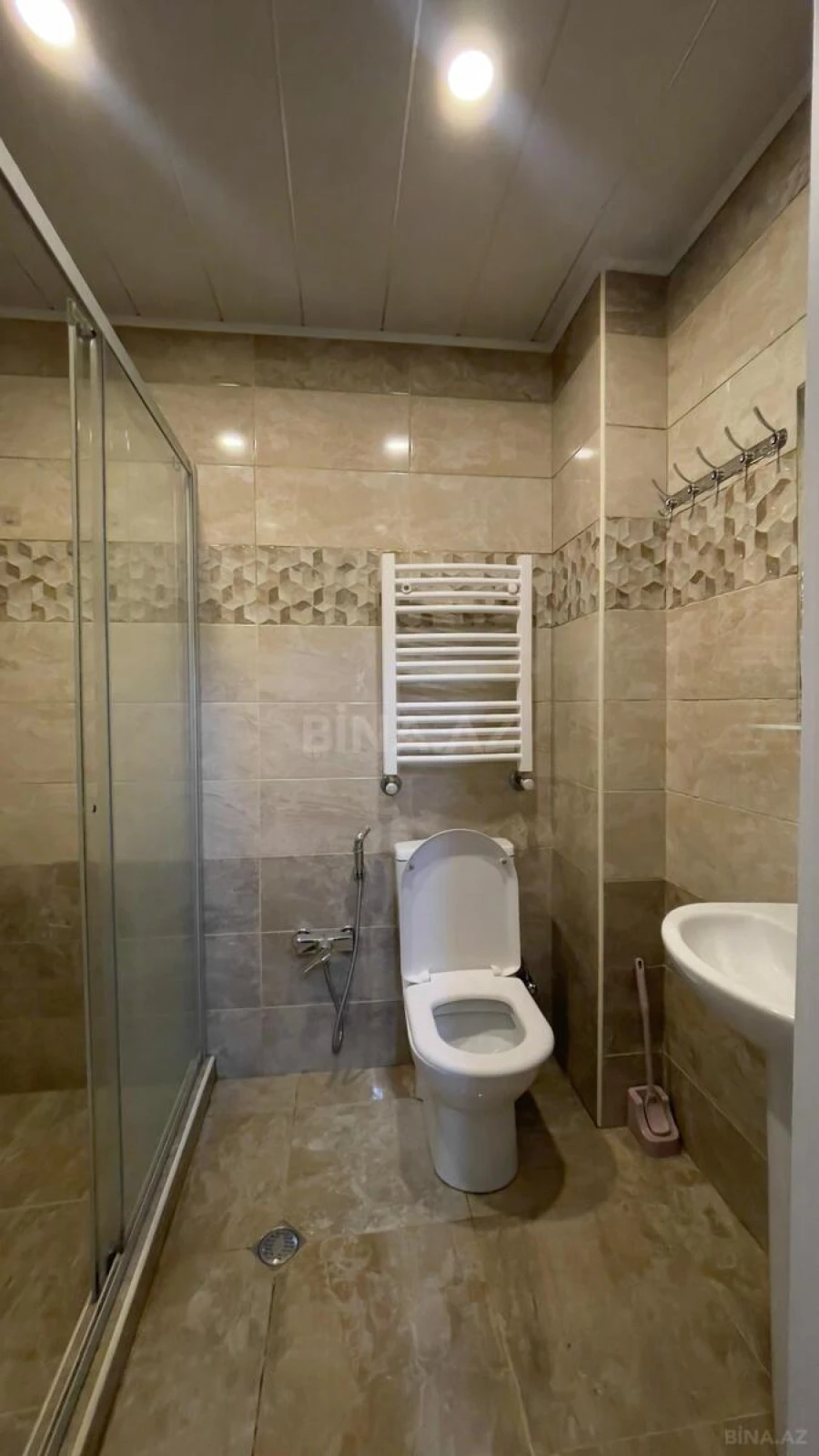 Kirayə verilir 2 otaqlı mənzil 60 m²