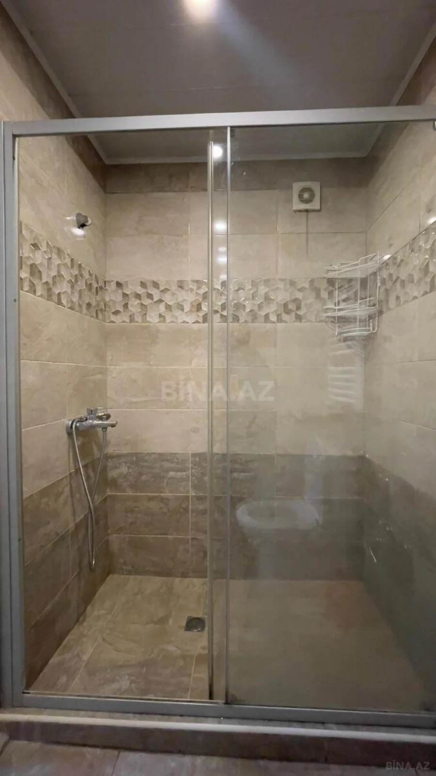 Kirayə verilir 2 otaqlı mənzil 60 m²