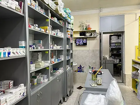 Satılır obyekt 100 m²