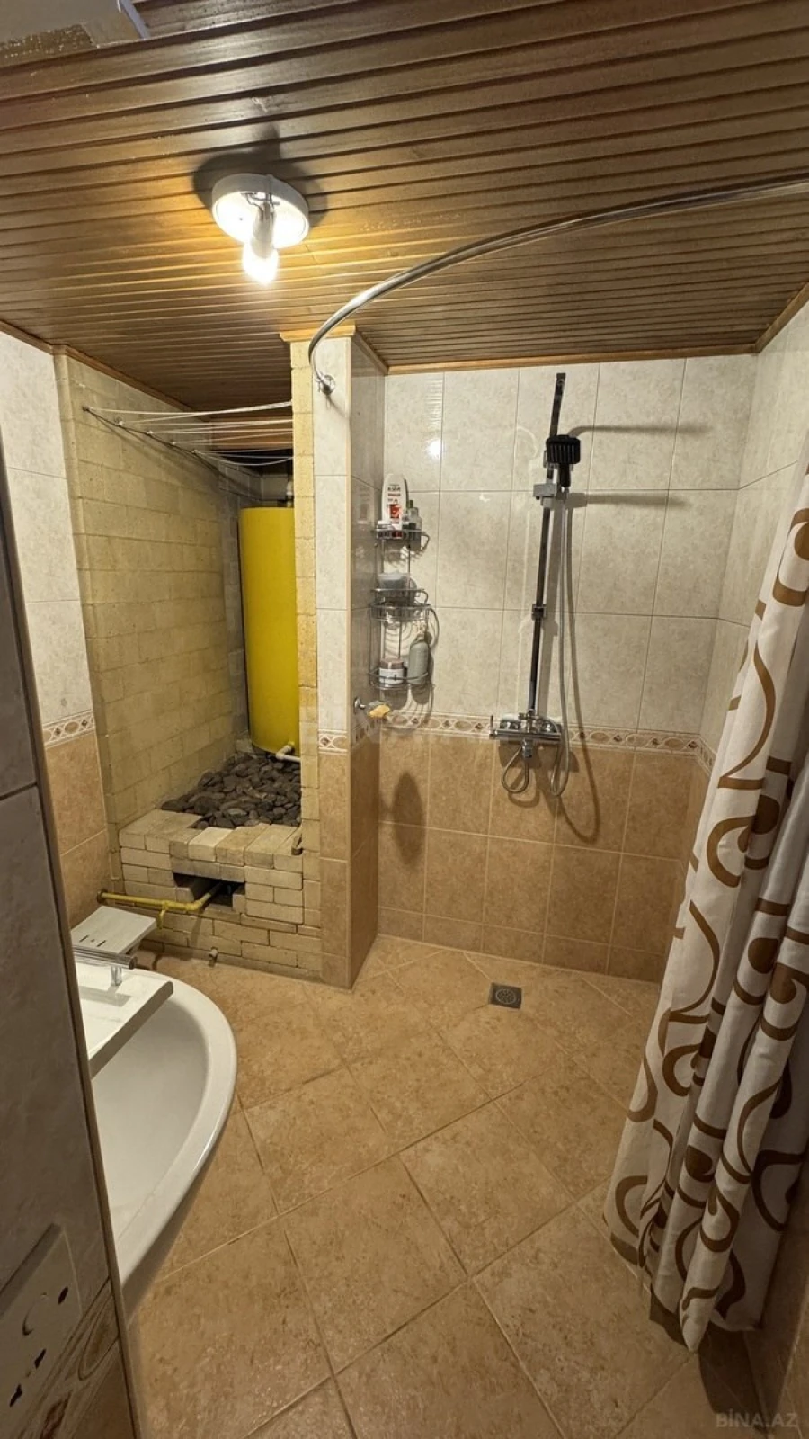 Satılır 5 otaqlı həyət evi 100 m²