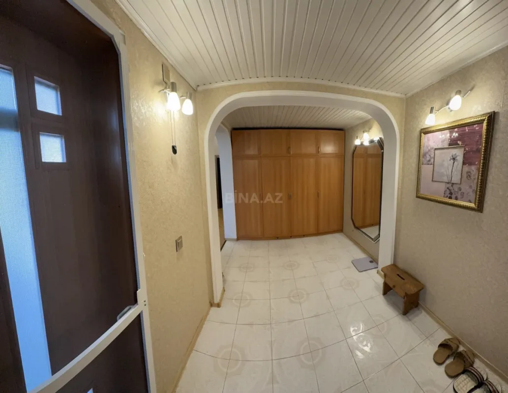 Satılır 5 otaqlı həyət evi 100 m²