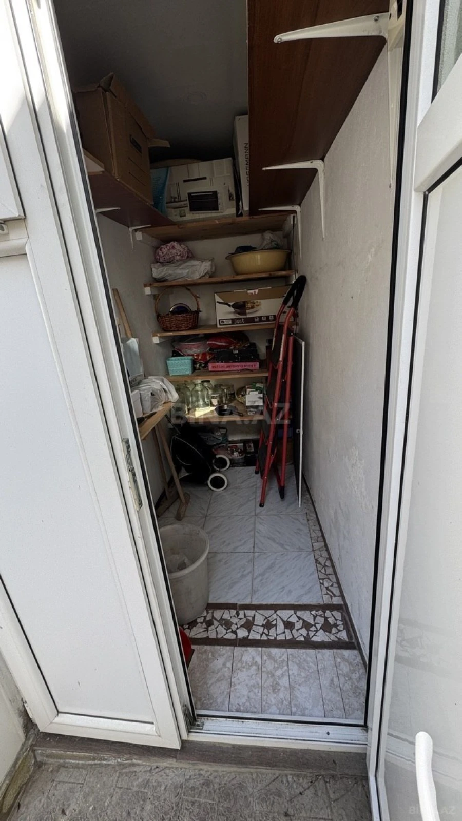 Satılır 5 otaqlı həyət evi 100 m²