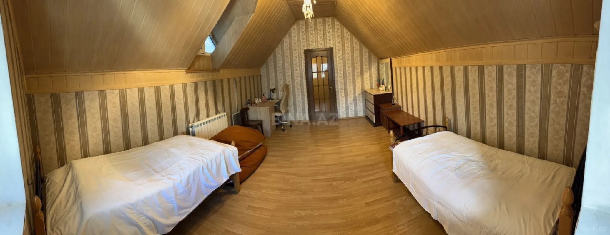 Satılır 5 otaqlı həyət evi 100 m²