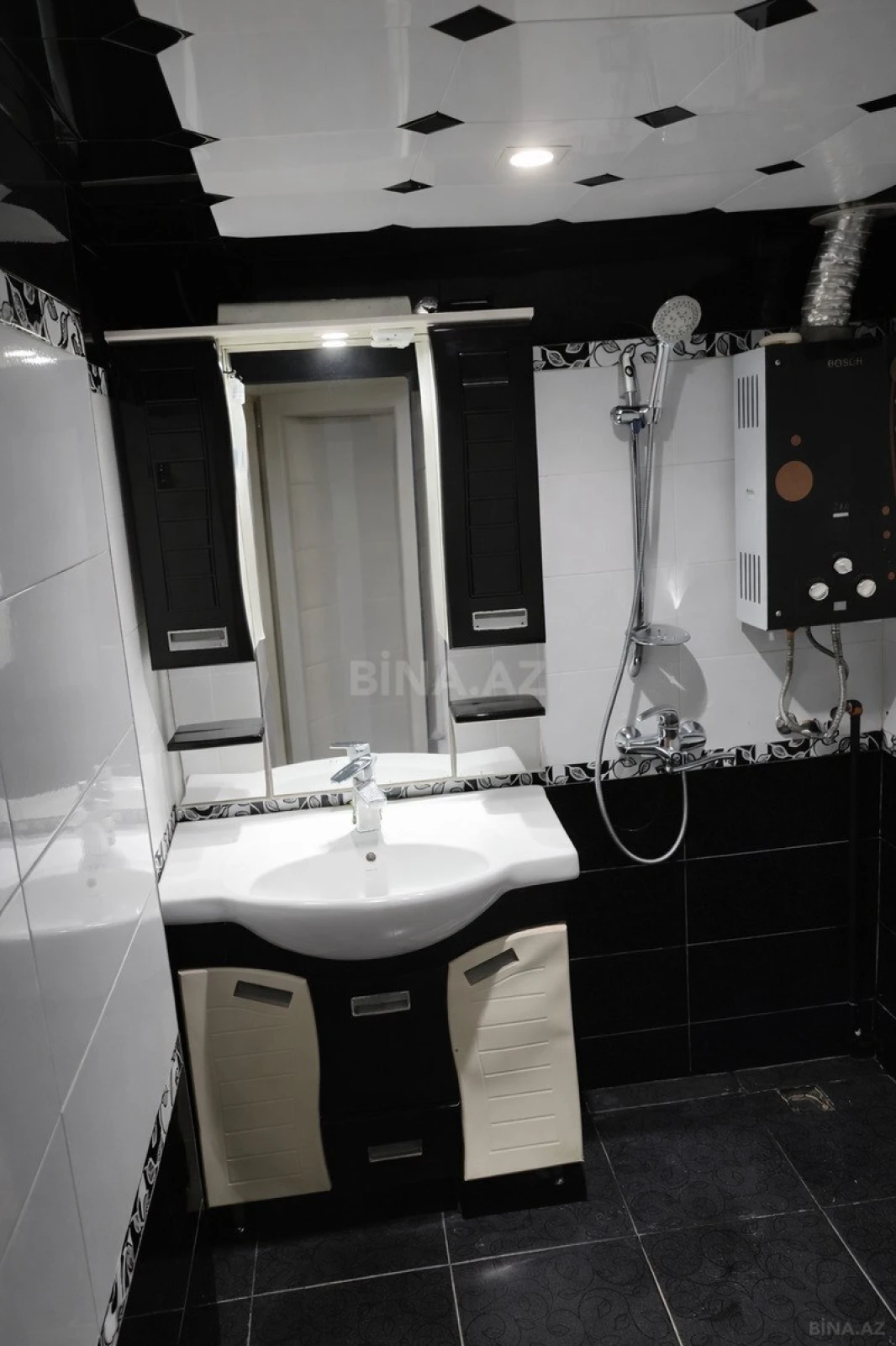 Satılır 3 otaqlı mənzil 80 m²