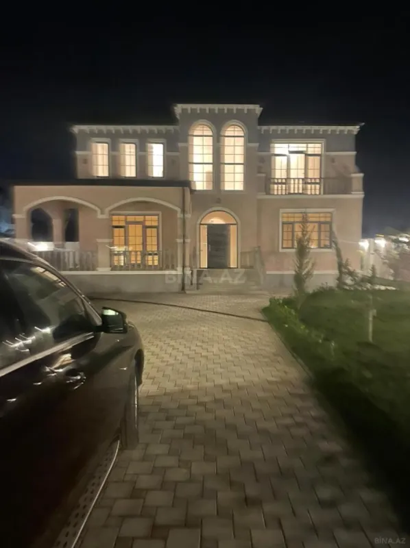 Satılır 6 otaqlı həyət evi 260 m²