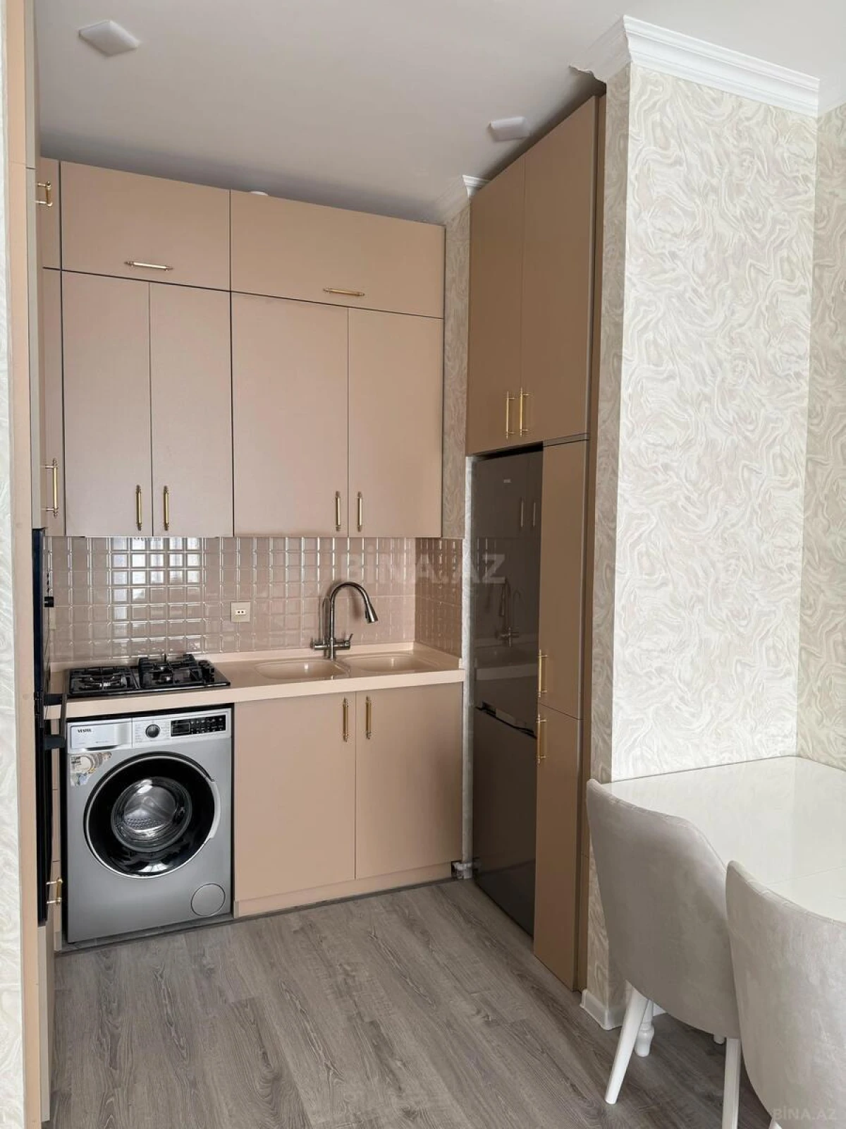 Kirayə verilir 2 otaqlı mənzil 55 m²