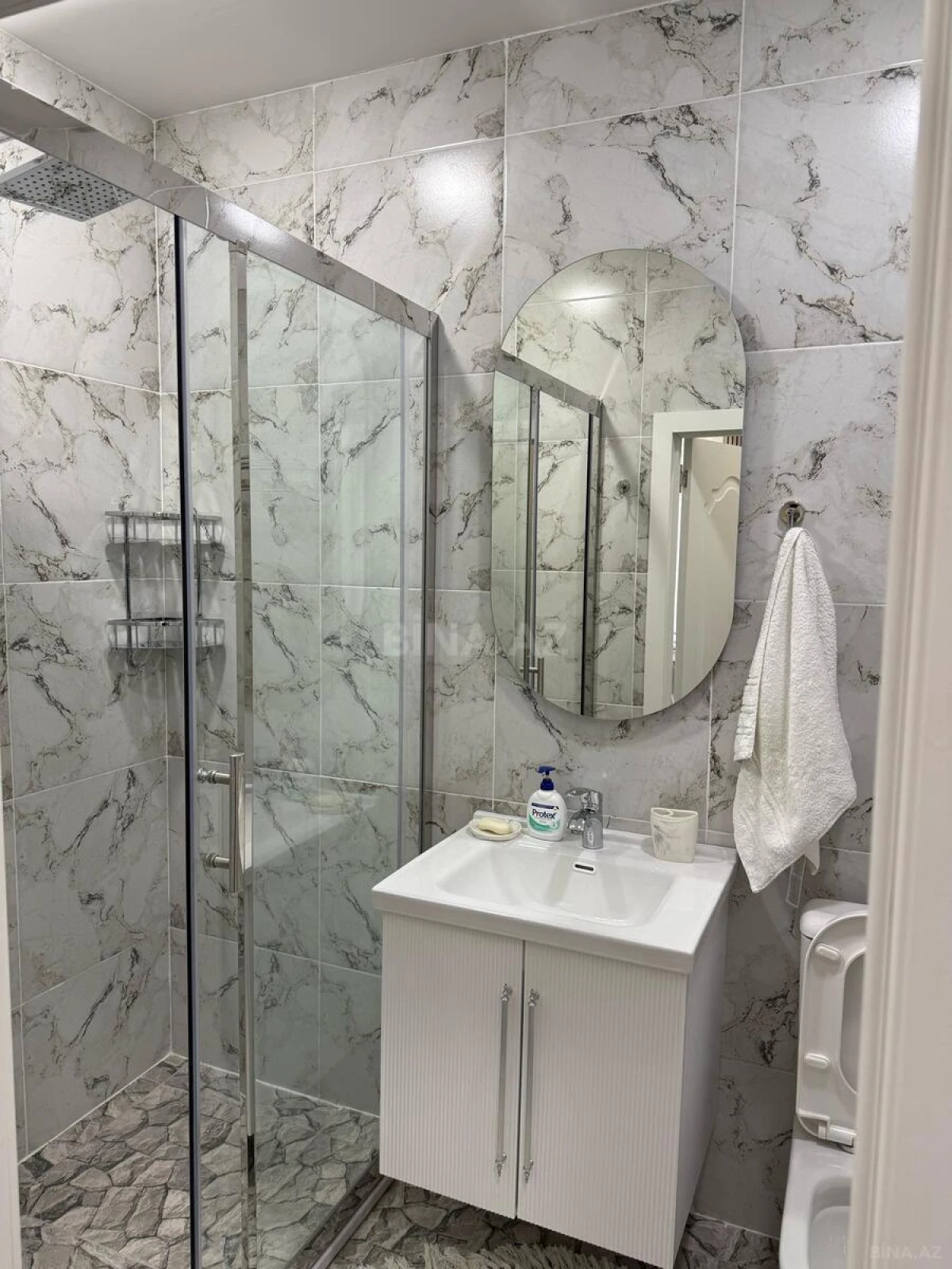 Kirayə verilir 2 otaqlı mənzil 55 m²