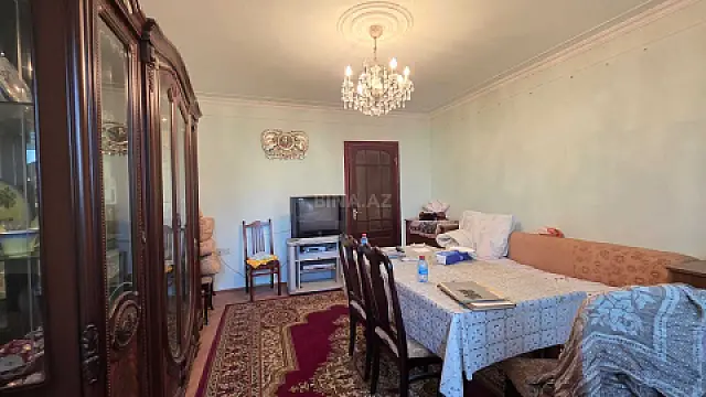 Satılır 3 otaqlı mənzil 80 m²