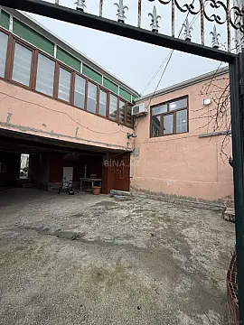 Satılır 6 otaqlı həyət evi 140 m²