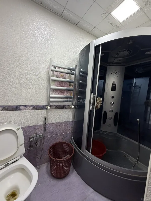 Satılır 6 otaqlı həyət evi 140 m²