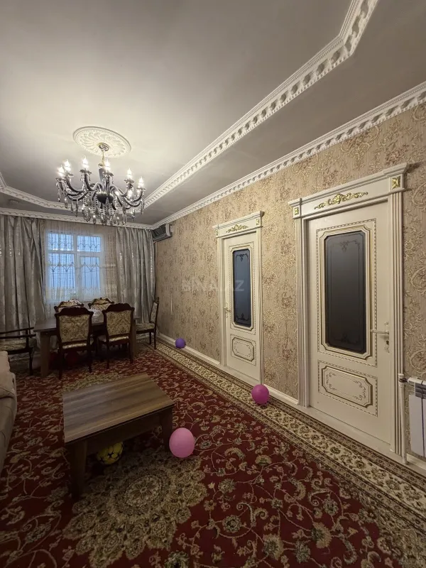 Satılır 6 otaqlı həyət evi 140 m²
