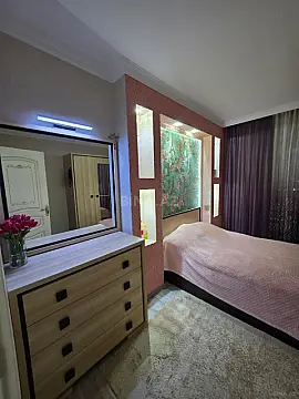 Satılır 4 otaqlı mənzil 110 m²