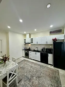 Satılır 3 otaqlı mənzil 105 m²