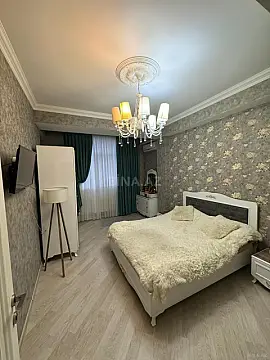 Satılır 3 otaqlı mənzil 105 m²