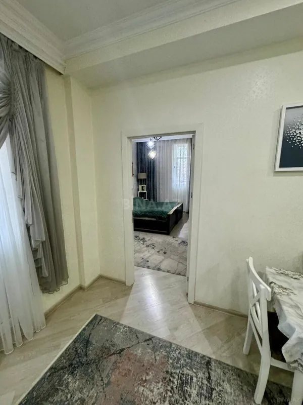 Satılır 3 otaqlı mənzil 105 m²