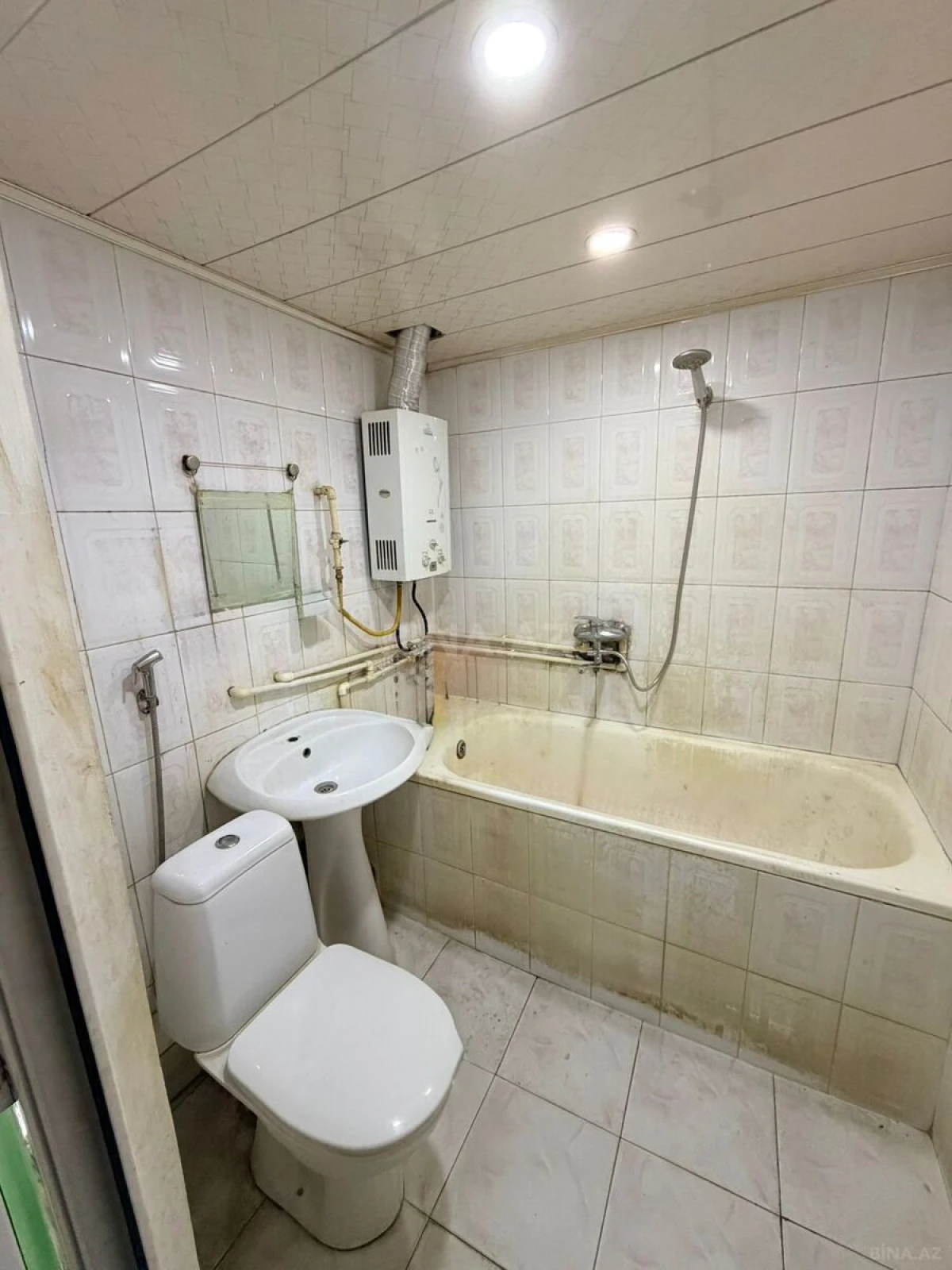 Satılır 1 otaqlı mənzil 37 m²