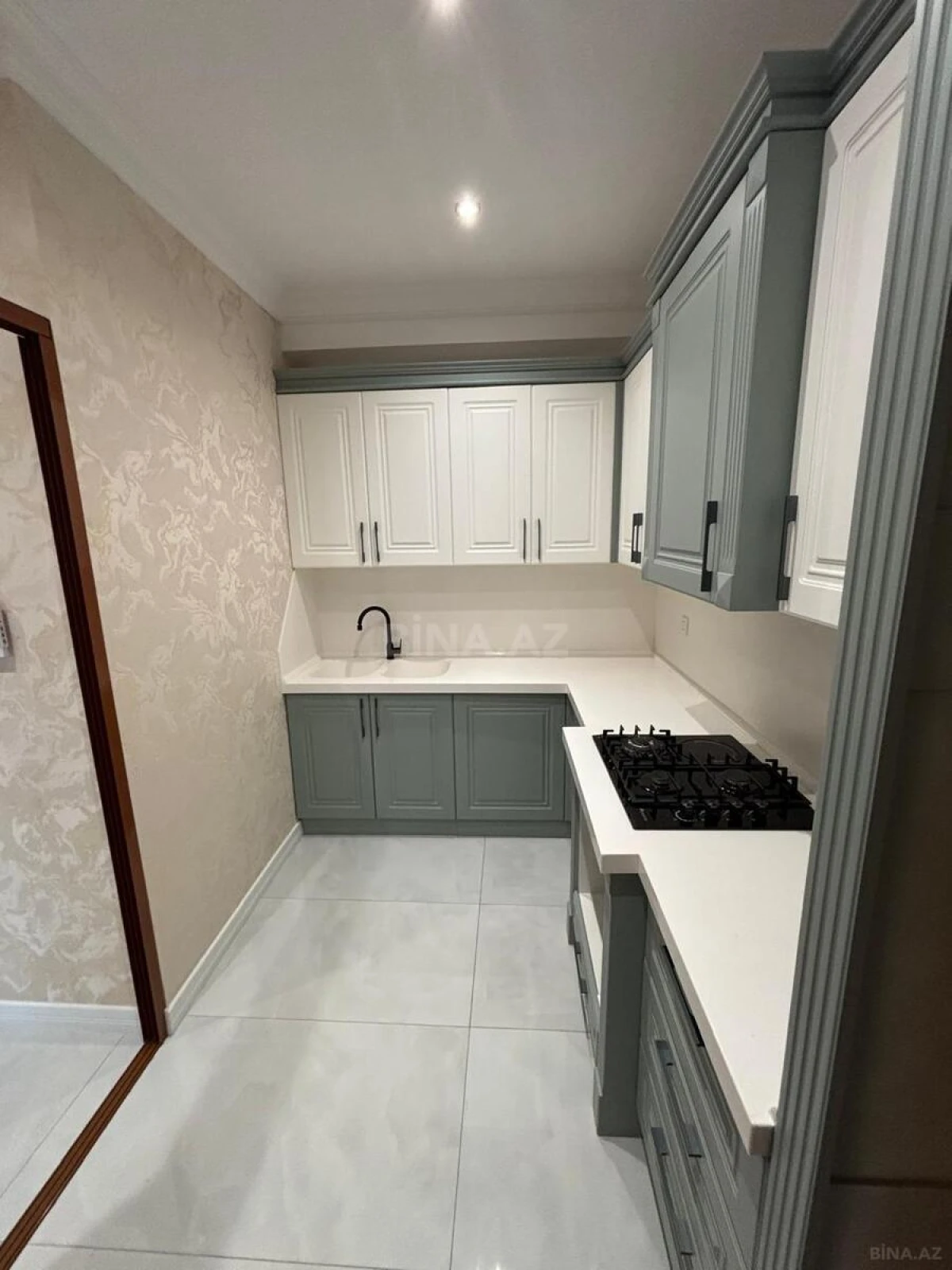 Satılır 2 otaqlı mənzil 69 m²