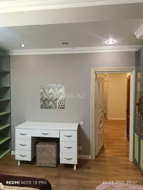 Kirayə verilir 3 otaqlı mənzil 100 m²