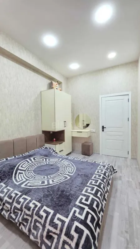 Satılır 2 otaqlı mənzil 60 m²