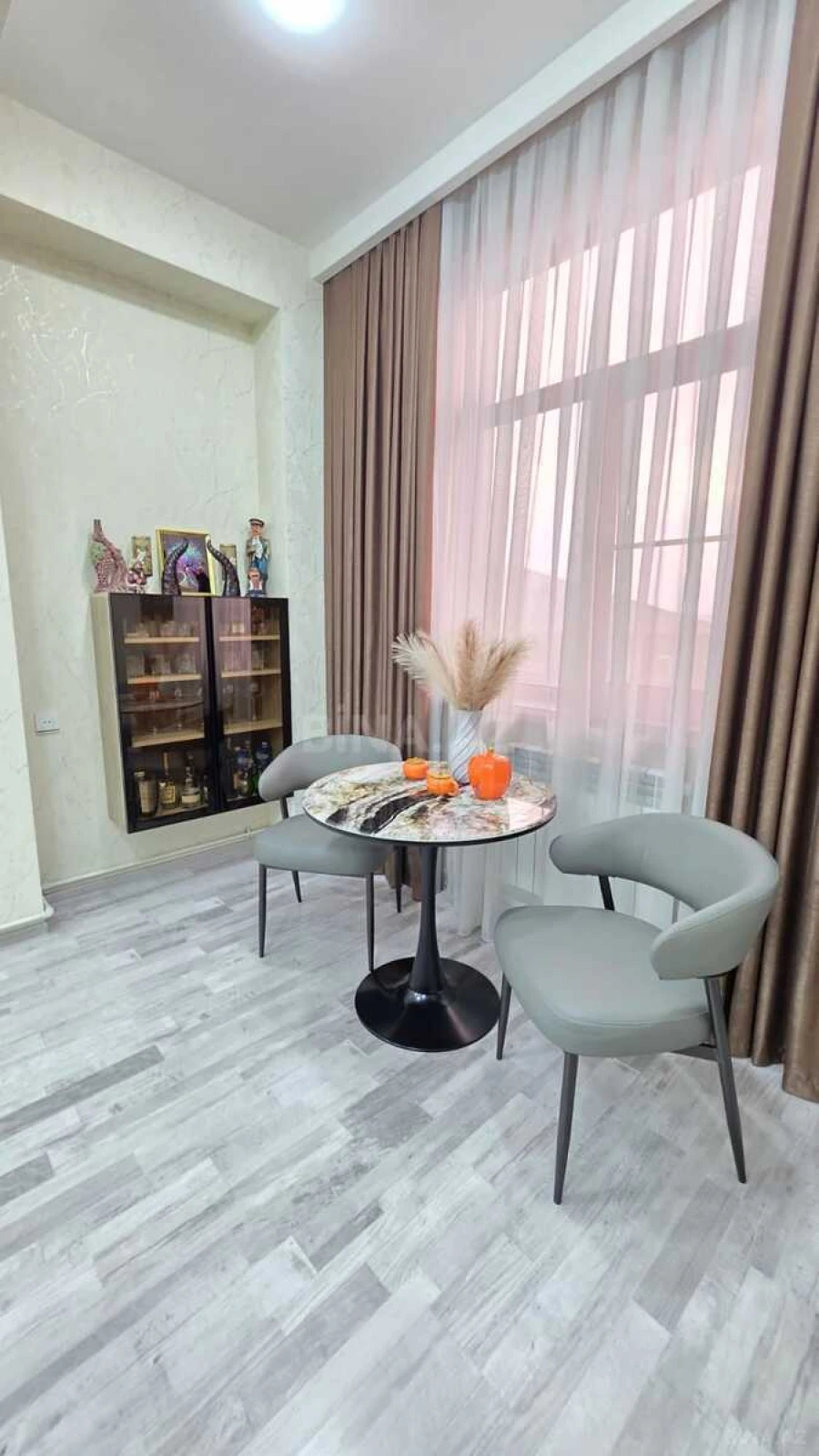 Satılır 2 otaqlı mənzil 60 m²