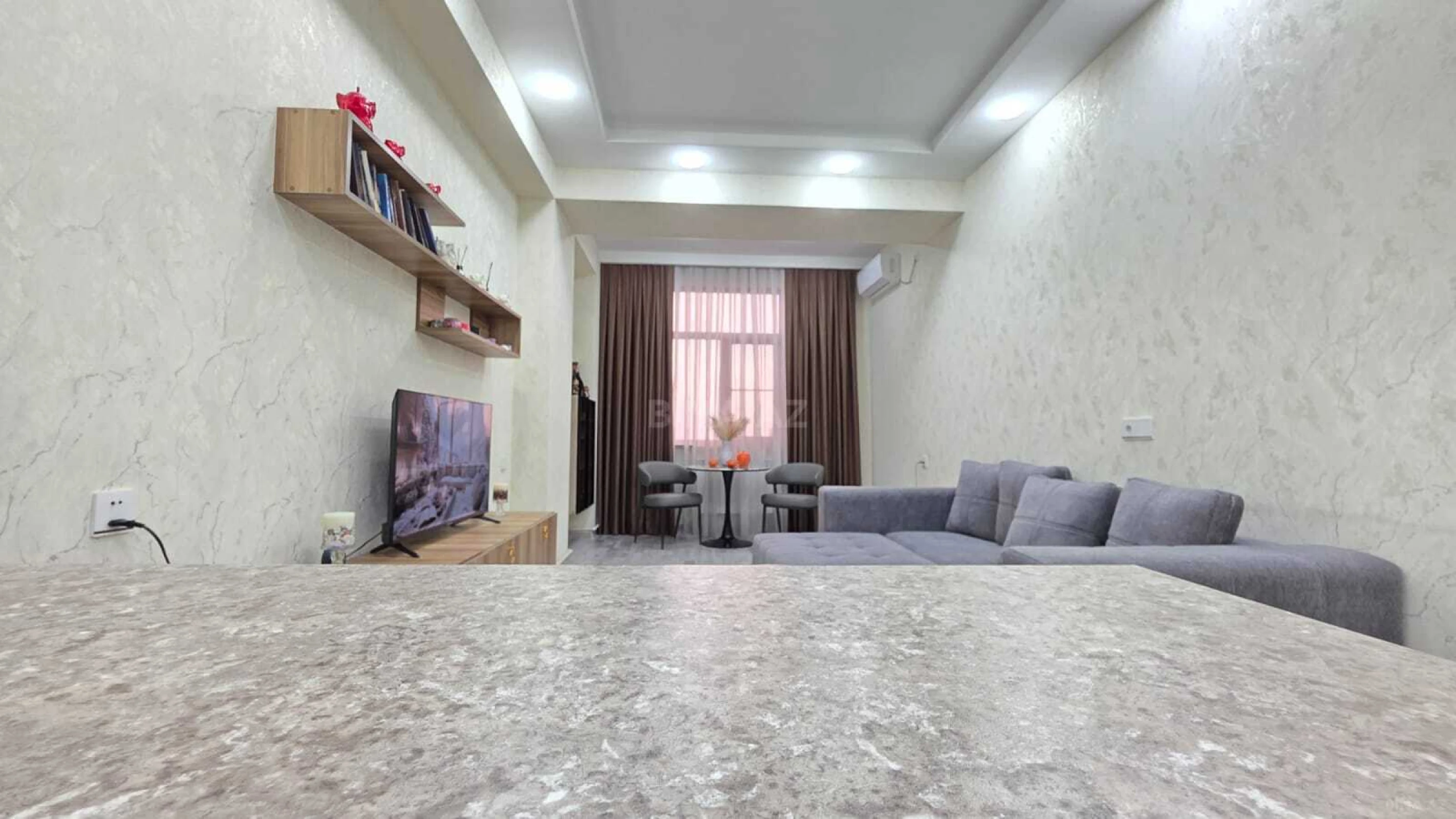 Satılır 2 otaqlı mənzil 60 m²