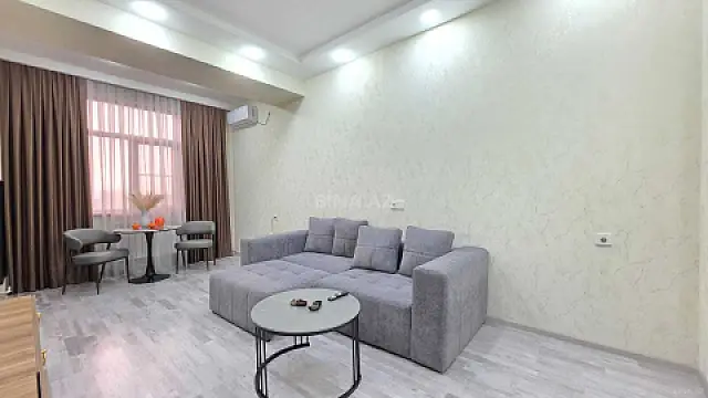 Satılır 2 otaqlı mənzil 60 m²
