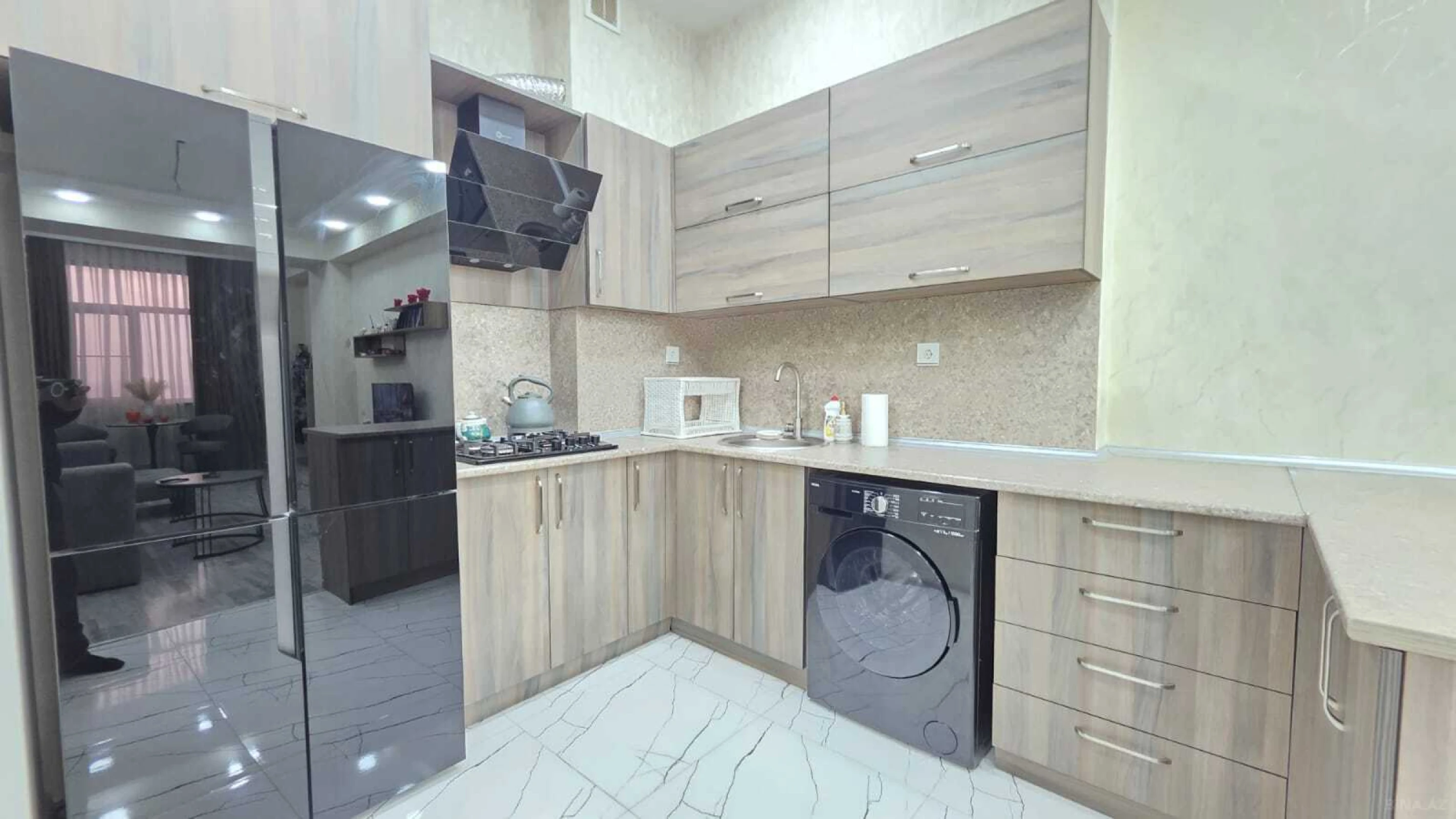Satılır 2 otaqlı mənzil 60 m²